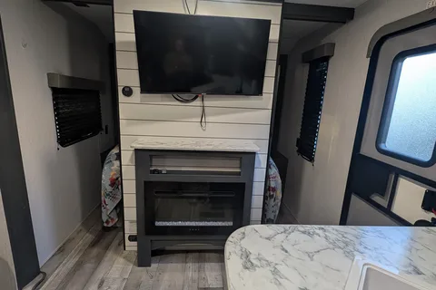Andrea's Dutchmen Aspen Travel Trailer