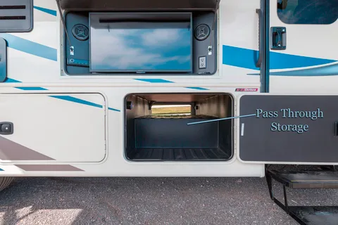 2021 Entegra Coach Sleeps 8