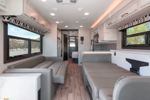 2021 Entegra Coach Sleeps 8