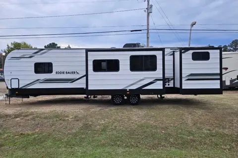 2 Bedroom 1.5 Bath Eddie Bauer Luxury