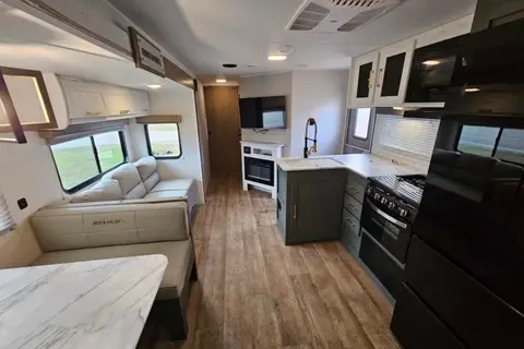 2 Bedroom 1.5 Bath Eddie Bauer Luxury
