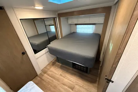 2 Bedroom 1.5 Bath Eddie Bauer Luxury