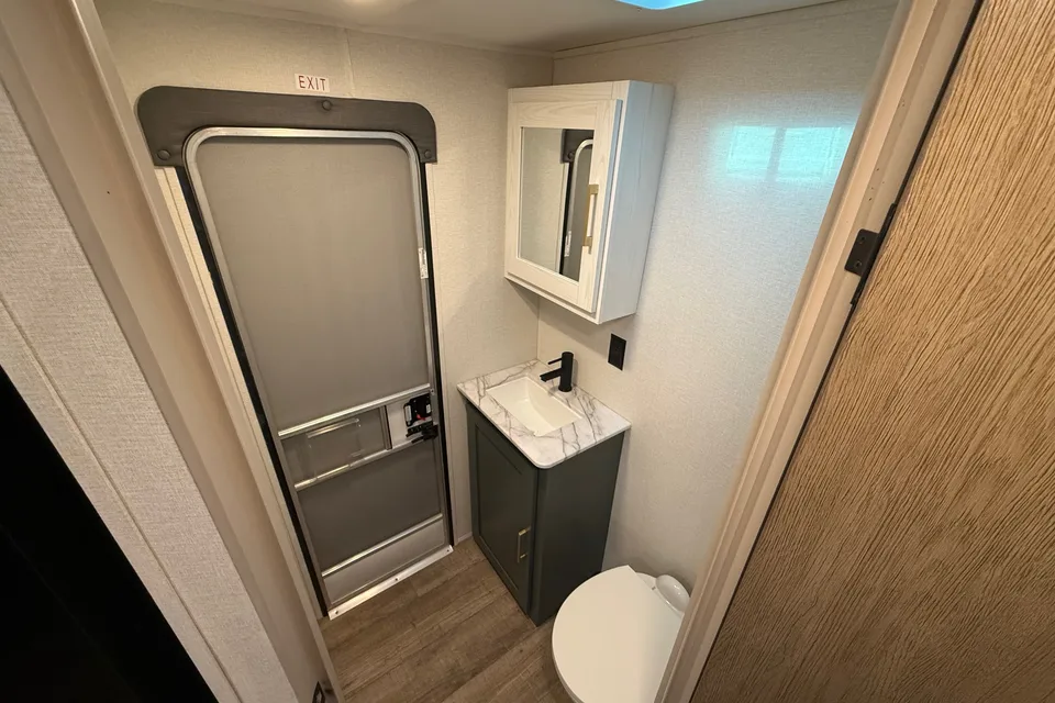 2 Bedroom 1.5 Bath Eddie Bauer Luxury