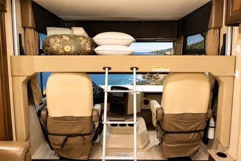 🏕️ Perfect Adventure Awaits! | 2019 Thor Windsport 29M