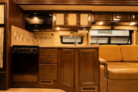 🏕️ Perfect Adventure Awaits! | 2019 Thor Windsport 29M