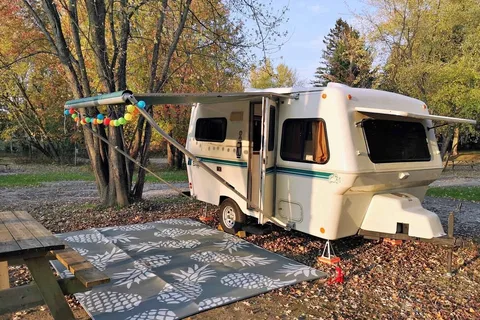 Bigfoot 17' Deluxe | Autonome | Prête pour l'aventure ⭐⭐⭐⭐⭐