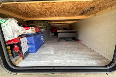 Matt's Prime Time Avenger 32QBI Travel Trailer