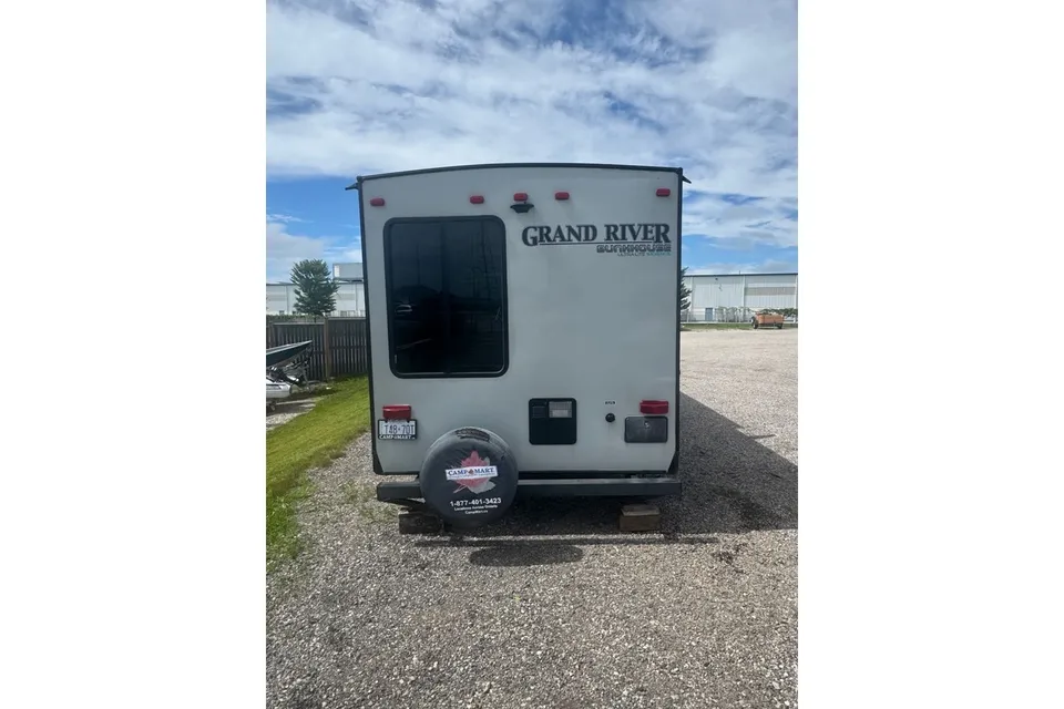 Tow-Your-Own Grand River 32BHS Travel Trailer