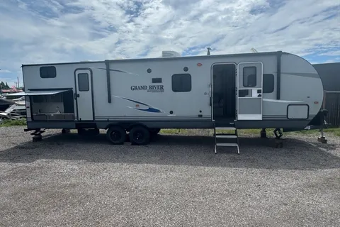 Tow-Your-Own Grand River 32BHS Travel Trailer
