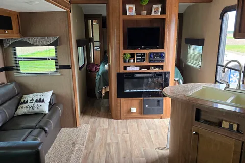 RV There Yet ? Dutchmen Aspen Trail Travel Trailer
