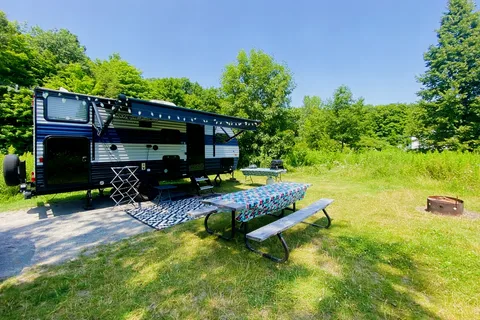 Enjoy the Great Outdoors in the Wolfpup!!