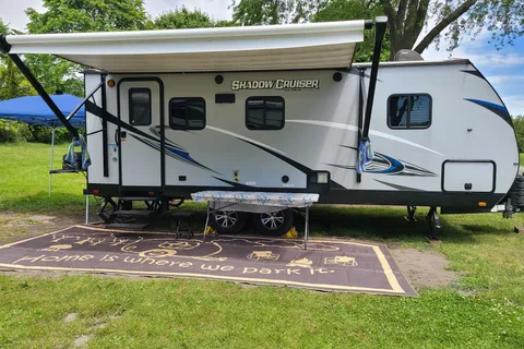 *DELIVERY ONLY* Cruiser RV Shadow Cruiser 225RBS 22 Travel Trailer