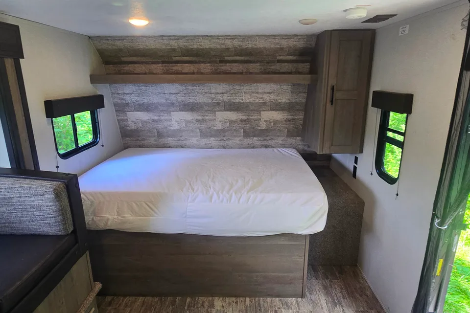 The Campfire Companion Bunkhouse