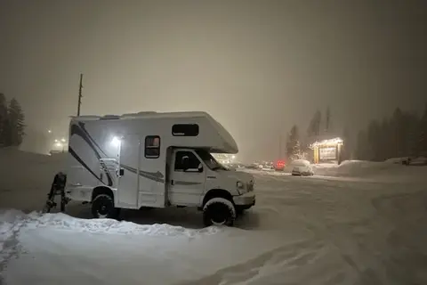 Explore Nature with Thor Majestic 19G Class C 2018 WiFi Starlink