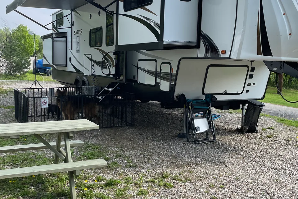 Bruno's Forest River sabre Fifth Wheel