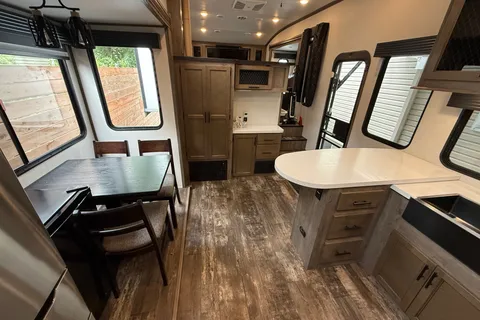 Bruno's Forest River sabre Fifth Wheel