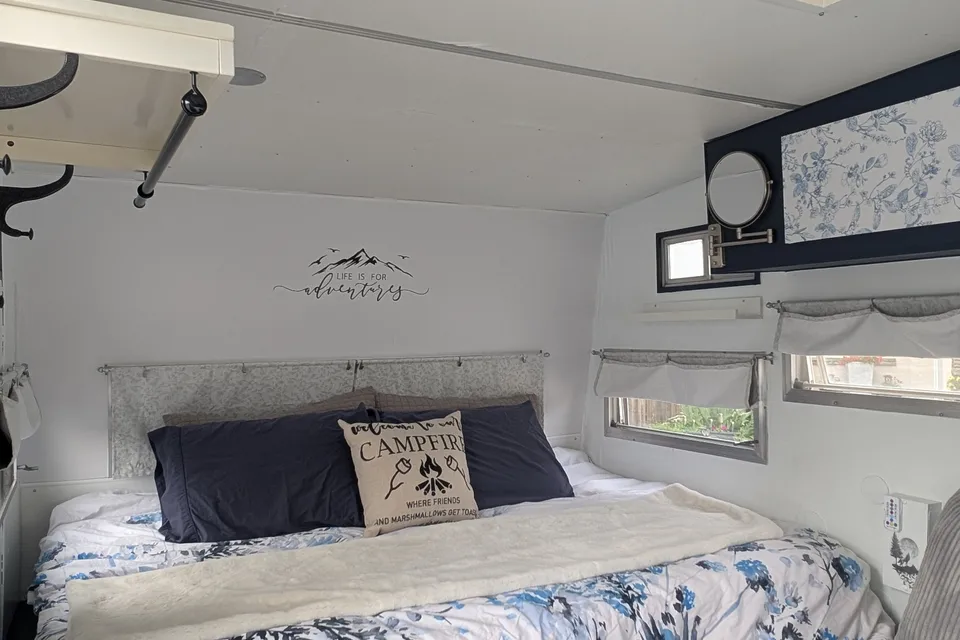 Renovated Skipper 14 - Tent On Wheels
