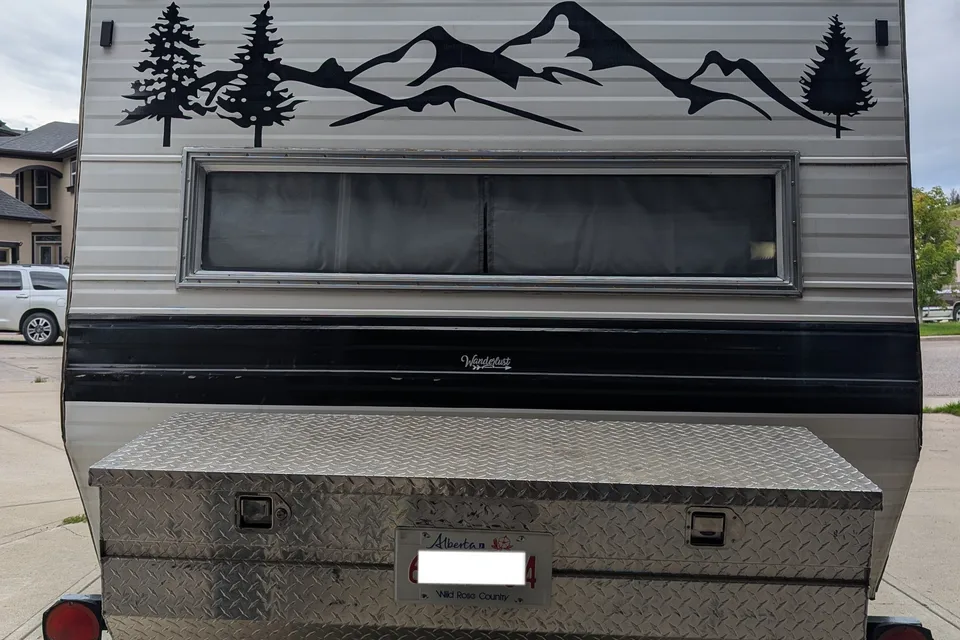 Renovated Skipper 14 - Tent On Wheels