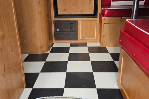 Retro - Ready to go!