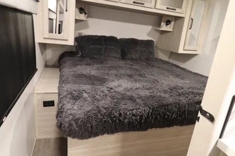 Luxury Twilight 2620 Travel Trailer – Private Queen Suite + Slide-Out