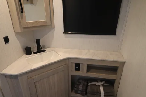 Luxury Twilight 2620 Travel Trailer – Private Queen Suite + Slide-Out