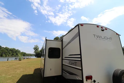 Luxury Twilight 2620 Travel Trailer – Private Queen Suite + Slide-Out