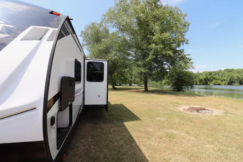 Luxury Twilight 2620 Travel Trailer – Private Queen Suite + Slide-Out