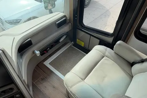 Victor's Entegra Coach Aspire 44R Class A