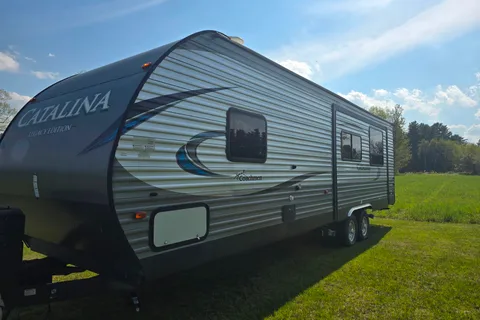 Brady's Coachmen Catalina Legacy Edition Travel Trailer
