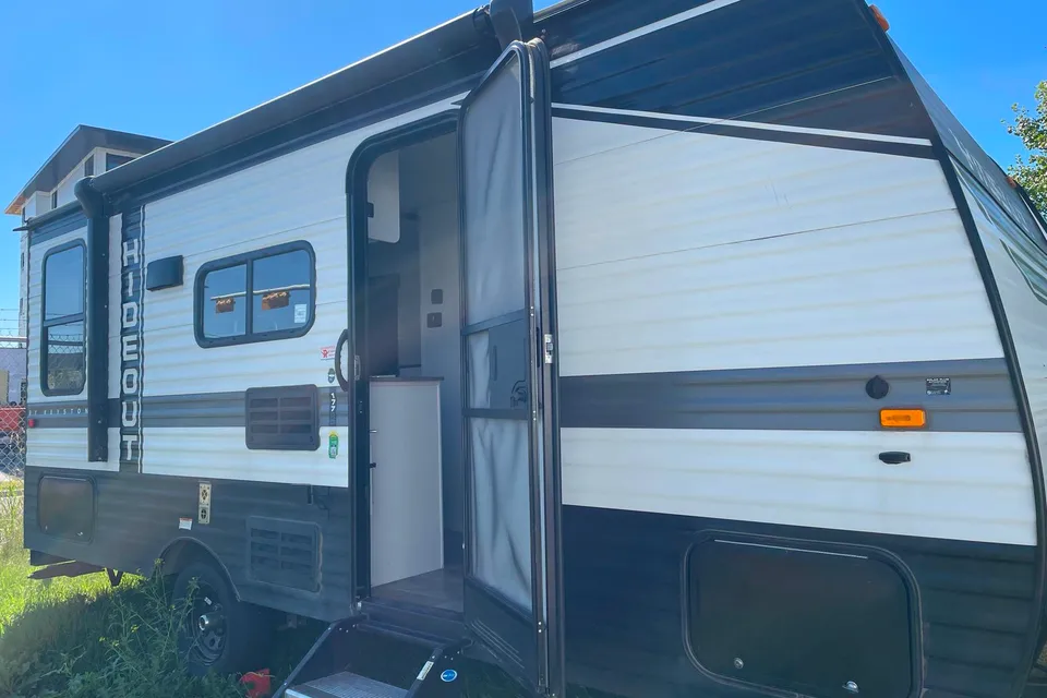 Rj's Keystone Hideout Travel Trailer