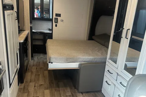 Edgar's Jayco redhawk Class C