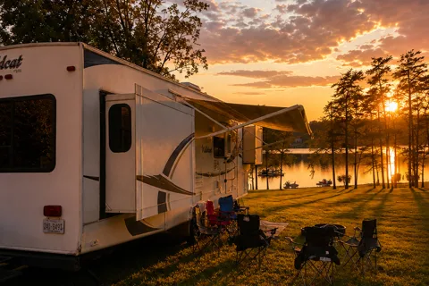 RV Helicarrier (Luxury Family Adventure RV)