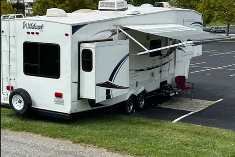 RV Helicarrier (Luxury Family Adventure RV)
