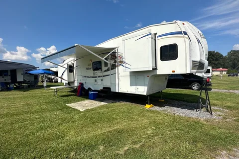 RV Helicarrier (Luxury Family Adventure RV)