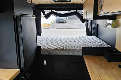 Roxanne's van