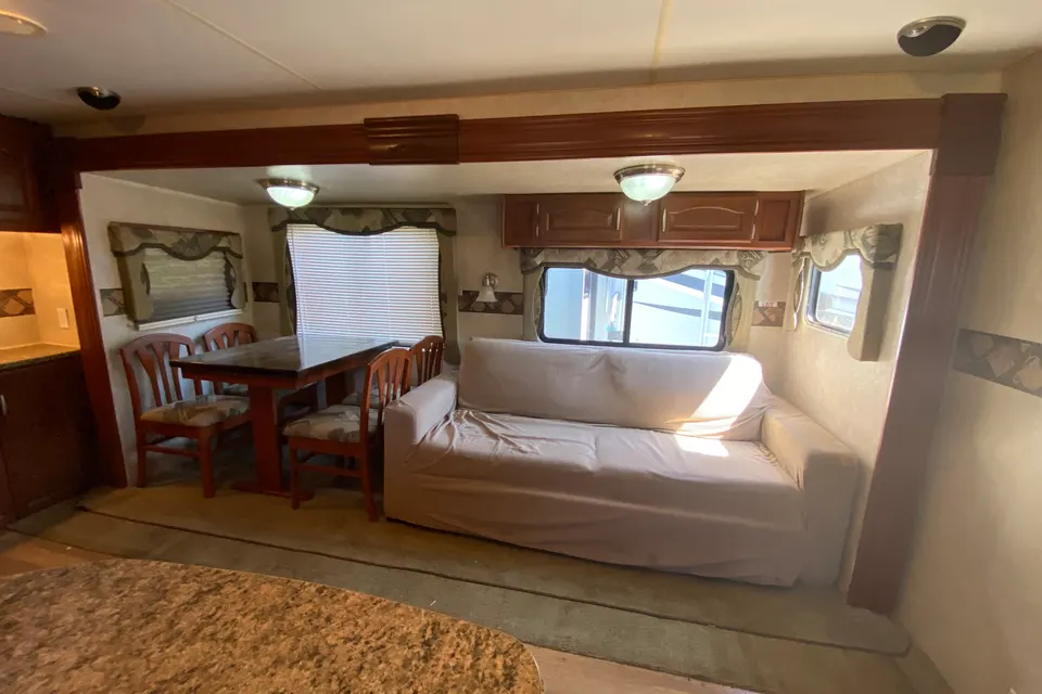 Get Into The GMRVTOW Wilderness 270RBS Travel Trailer
