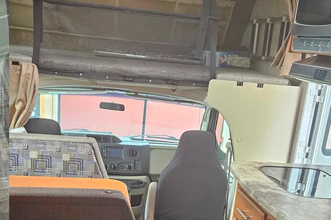 Sunny's Adventurer 23 Class C