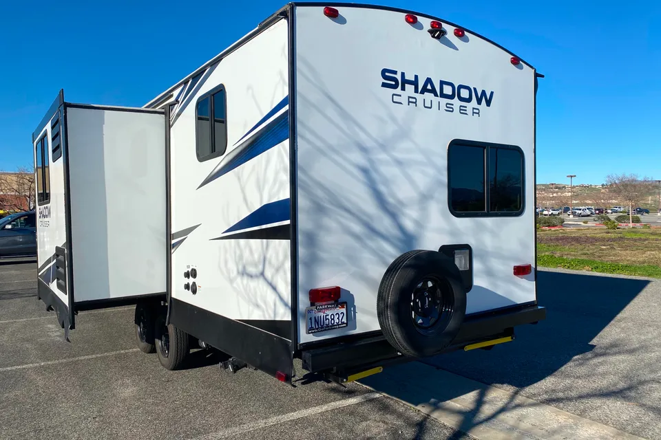 2022 Shadow Cruiser "CRISS FAMILY FREE AMENITIES" Travel Trailer
