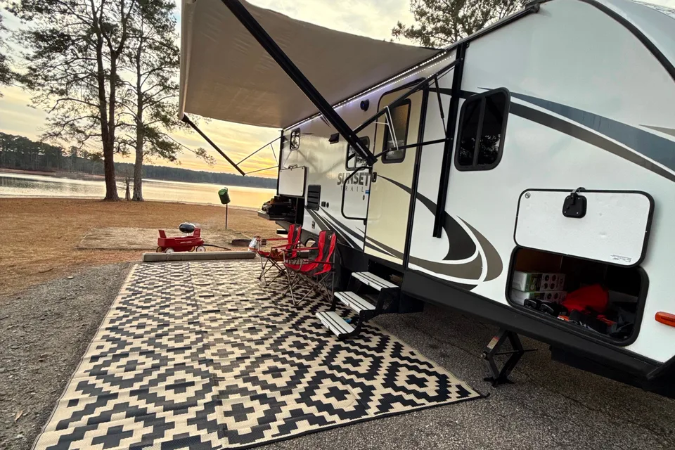 Jacob's Crossroads Sunset 239BH Travel Trailer