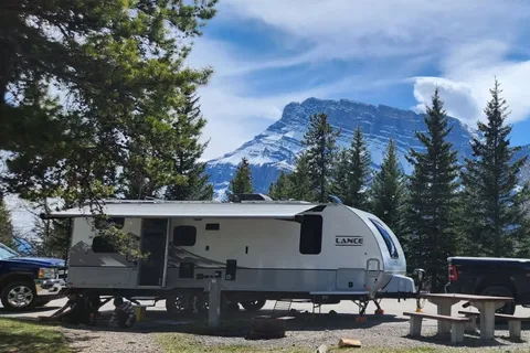 4 seasons - Family Travel Trailer 2021(Pet Friendly)
