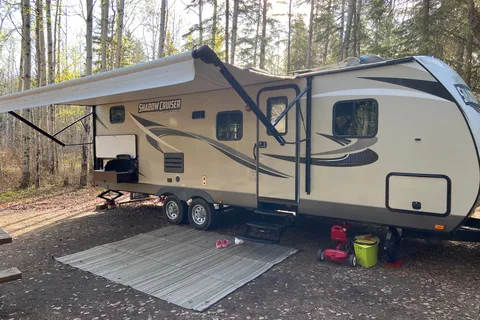 Rent our Cruiser RV S279DBS Travel Trailer!
