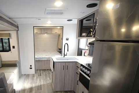 Andrew's Keystone Passport 268BH Travel Trailer