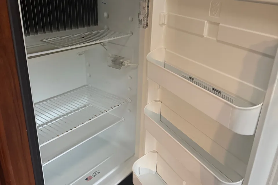 Laura's cozy Keystone Cougar Travel Trailer