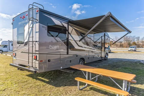 RV Memphis - 2023 Entegra Coach Esteem