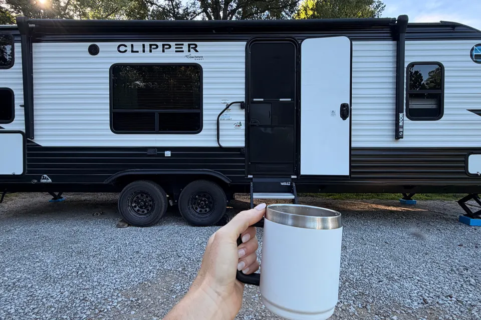 Camille the Homey Apartment-Style Living RV for Weekend Escapes