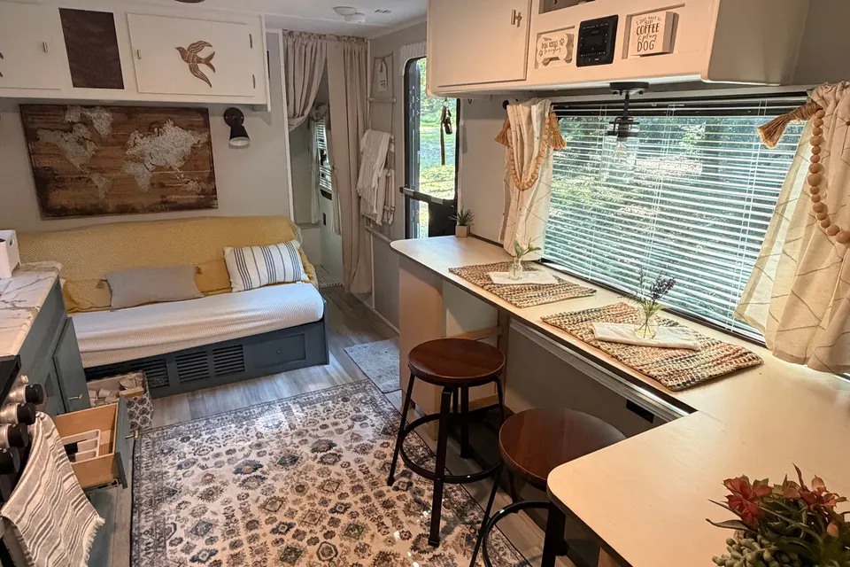 Camille the Homey Apartment-Style Living RV for Weekend Escapes