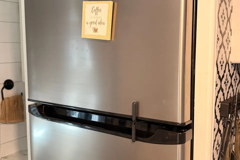 Camille the Homey Apartment-Style Living RV for Weekend Escapes