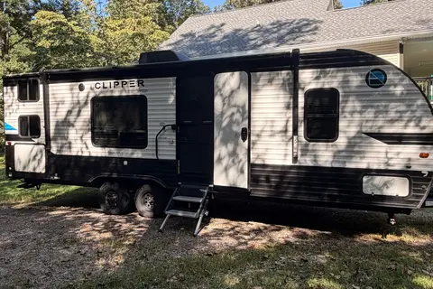 Camille the Homey Apartment-Style Living RV for Weekend Escapes