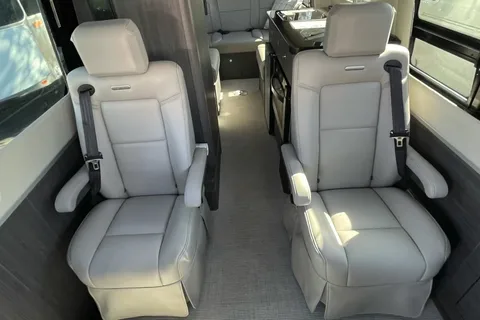 birender's Airstream Airstream Interstate 24GT Class B