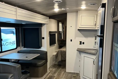 vernon's Keystone Cougar 26RBS Travel Trailer